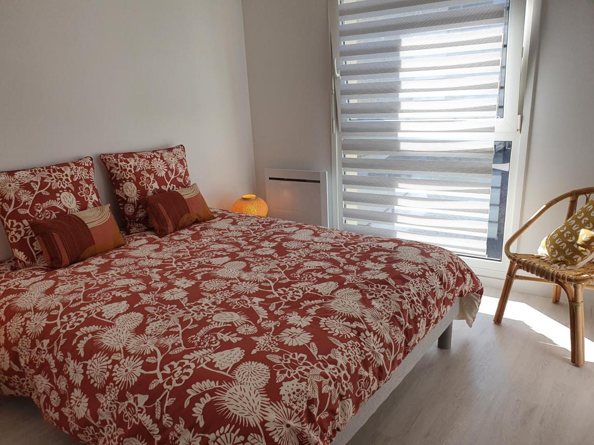 Magnifique Appartement Avec Garage Prive Et Terrasse Reims Ngoại thất bức ảnh