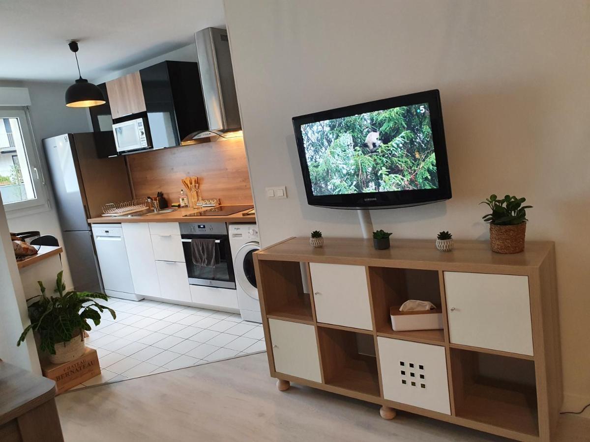 Magnifique Appartement Avec Garage Prive Et Terrasse Reims Ngoại thất bức ảnh
